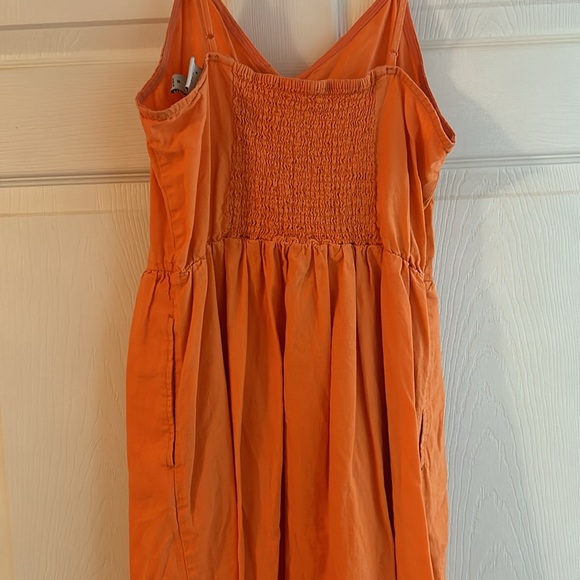 Amazing little day dress - Picture 2 of 4